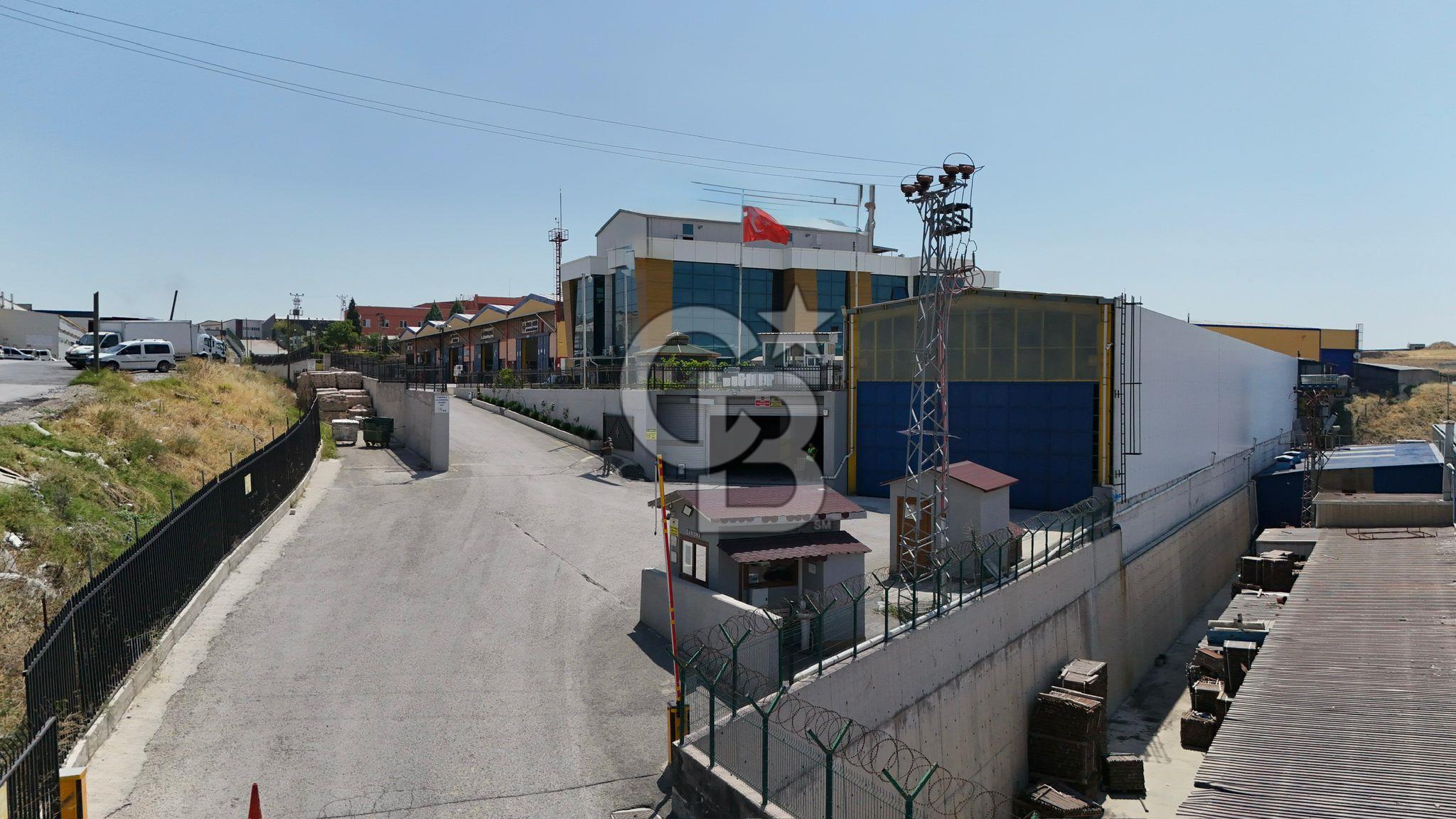 KAHRAMANKAZAN SARAY'DA 14.000 M2 KAPALI ALANLI SATILIK FABRİKA