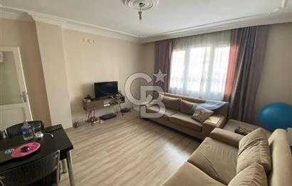BORNOVA MERKEZ PAZAR YERİ SOKAĞINDA SATILIK 2+1 DAİRE