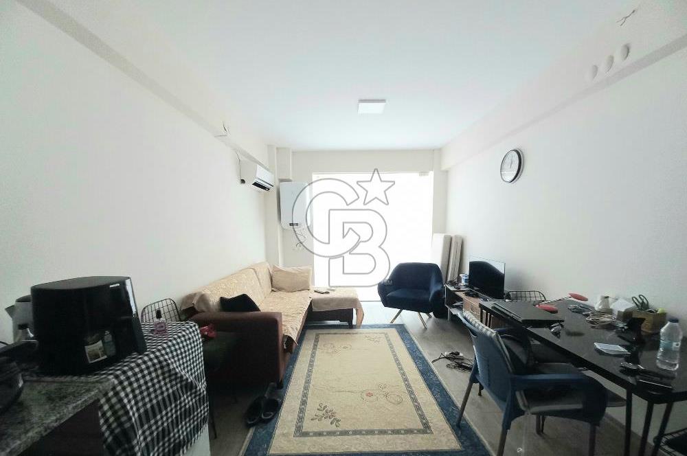 ÇİĞLİ 'DE HASTANE YAKINI EŞYALI 1+1 KİRALIK DAİRE 