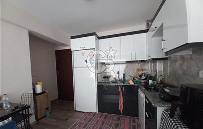 ÇİĞLİ 'DE HASTANE YAKINI EŞYALI 1+1 KİRALIK DAİRE 