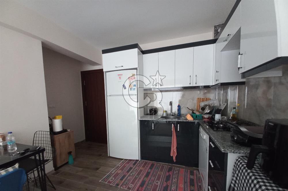 ÇİĞLİ 'DE HASTANE YAKINI EŞYALI 1+1 KİRALIK DAİRE 