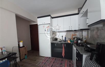 ÇİĞLİ 'DE HASTANE YAKINI EŞYALI 1+1 KİRALIK DAİRE 