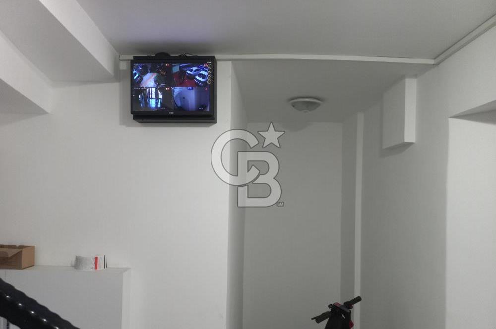ÇİĞLİ 'DE HASTANE YAKINI EŞYALI 1+1 KİRALIK DAİRE 
