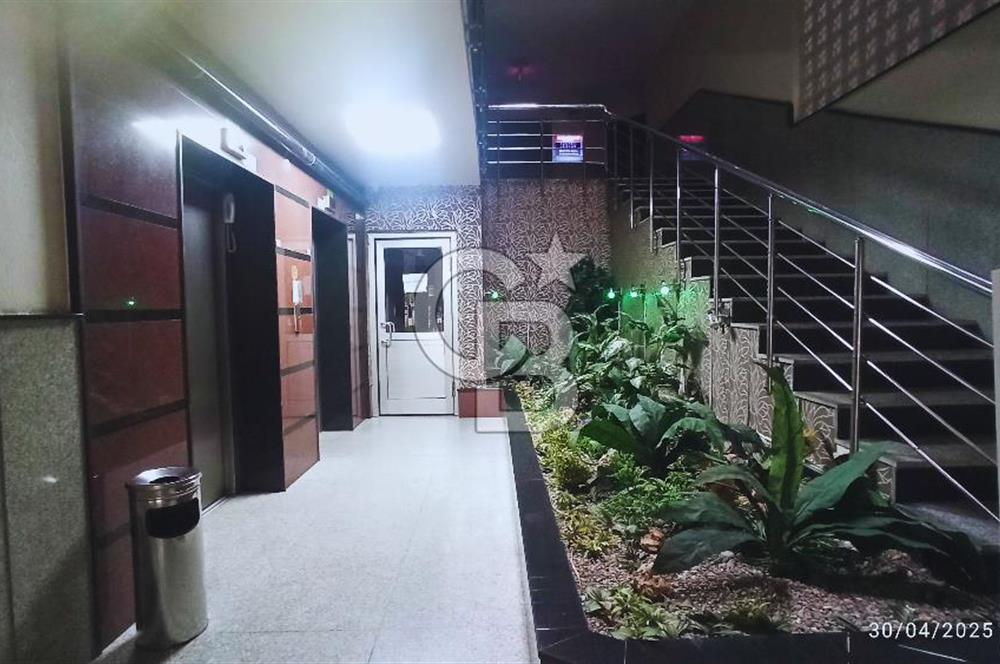 ÇUKURAMBAR MERKEZİ KONUMDA -YAPILI SATILIK DAİRE