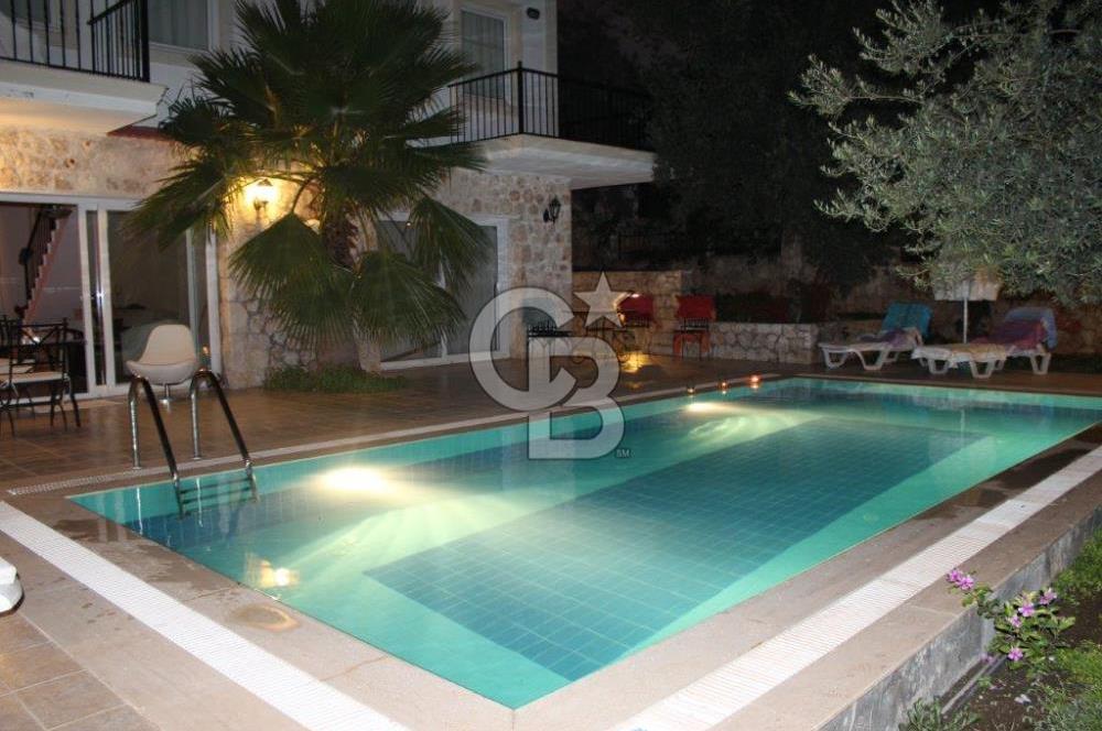 CB GİZ'den Kalkan'ın kalbinde iki adet 5+1 ikiz villa
