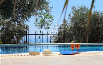CB GİZ'den Kalkan'ın kalbinde iki adet 5+1 ikiz villa