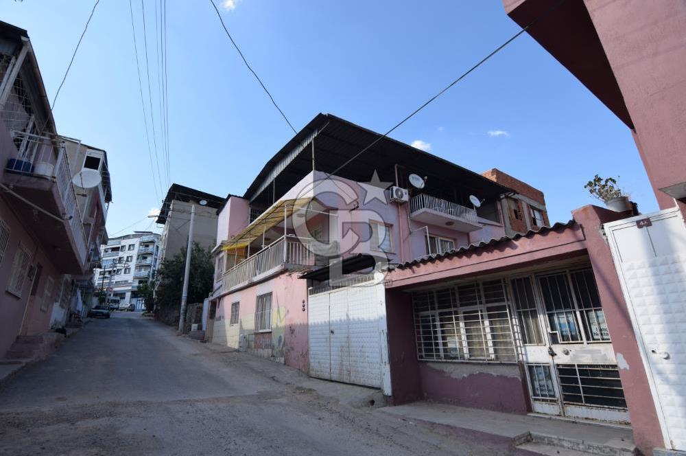 Bayraklı Alpaslan mah. Satılık Müstakil 2 Katlı Bahçeli Bina 