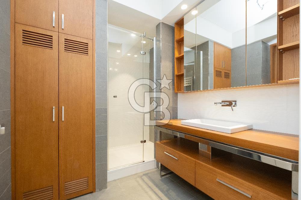 Emaar Square Heights 2+1 108 m2 Satılık Ofis