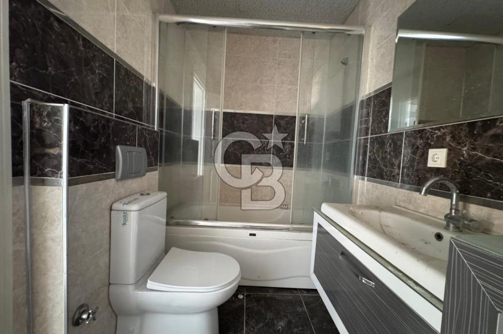 Menemen Yahşeli Çamlıkoru Sitesinde Kiralık 4+1 Villa