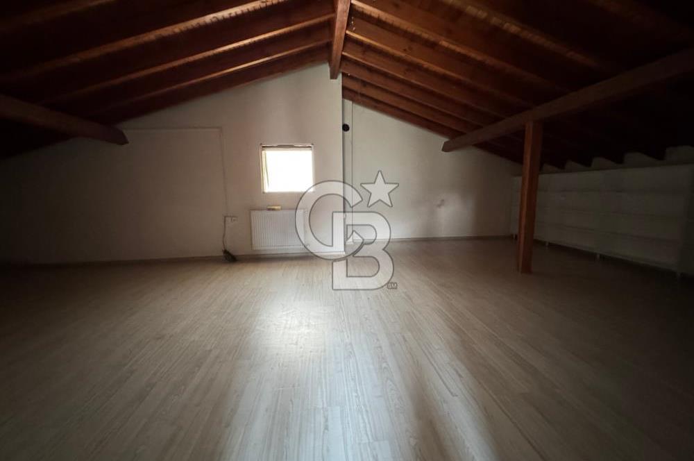 Menemen Yahşeli Çamlıkoru Sitesinde Kiralık 4+1 Villa