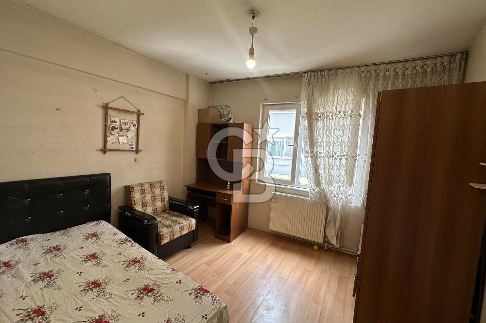 CB AKADEMİ İZMİT MERKEZ KARABAŞ MAHALLESİ EŞYALI KİRALIK  2+1 ARA KAT DAİRE