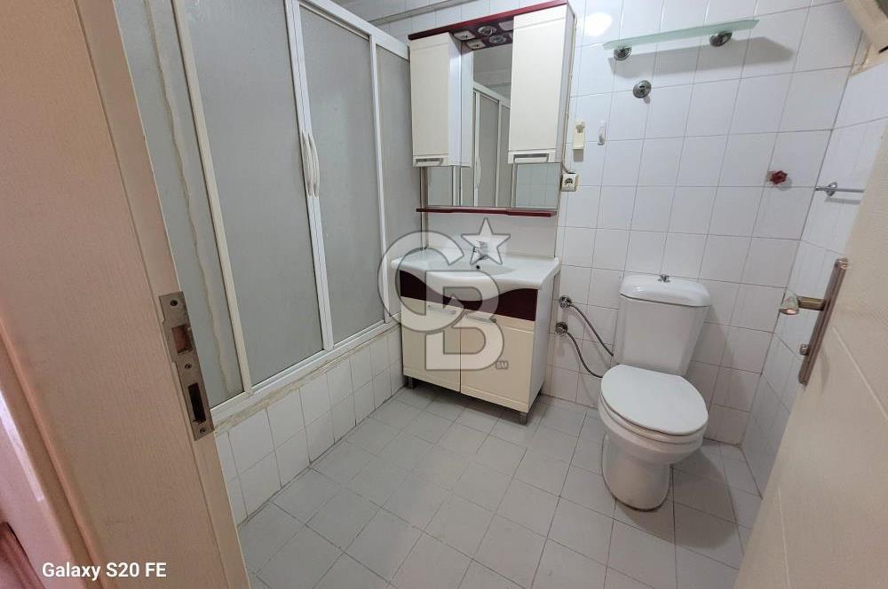 KARŞIYAKA GONCALAR MAHALLESİ NERGİZ ÇARŞISINDA 3+1 SATILIK DAİRE