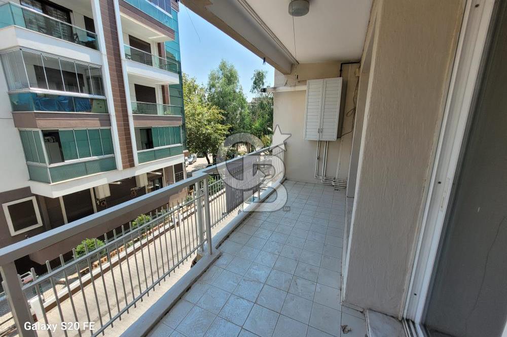 KARŞIYAKA GONCALAR MAHALLESİ NERGİZ ÇARŞISINDA 3+1 SATILIK DAİRE
