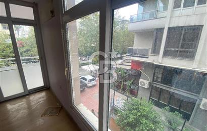 Ziyapaşa Starbucks Karşısında İşyerine ve Konuta Uygun 3+1 Kapalı mutfak 