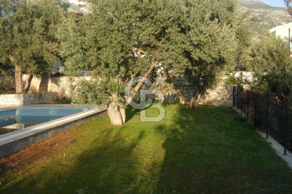 CB GİZ'den Kalkan'ın kalbinde iki adet 5+1 ikiz villa