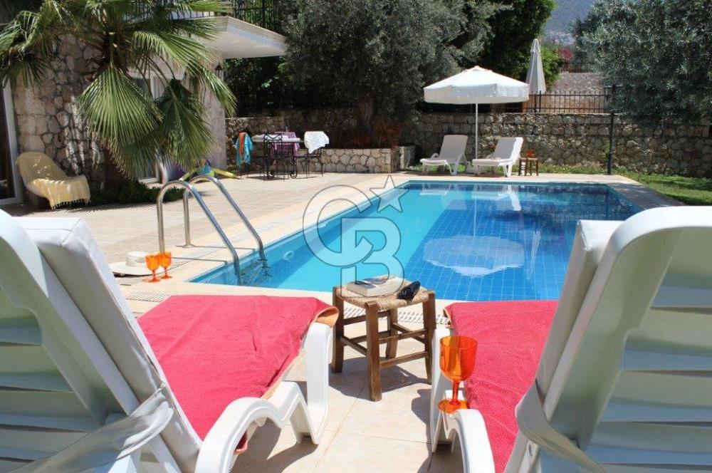 CB GİZ'den Kalkan'ın kalbinde iki adet 5+1 ikiz villa