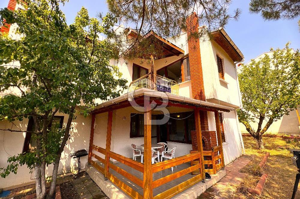GELİBOLU EMKA TATİL SİTESİNDE ÖZEL PLAJLI FIRSAT DUBLEKS YAZLIK