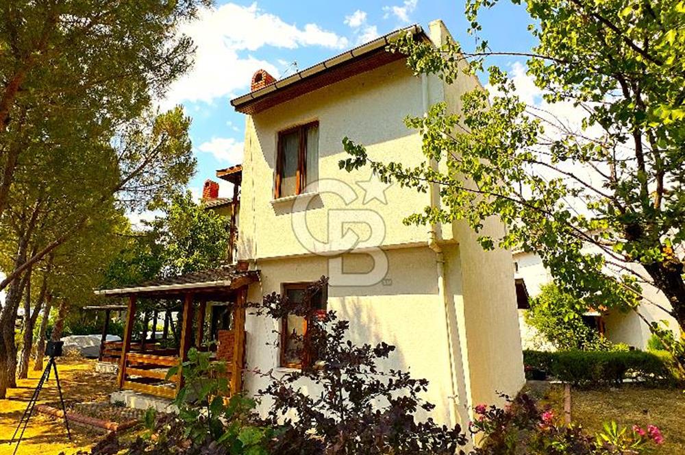 GELİBOLU EMKA TATİL SİTESİNDE ÖZEL PLAJLI FIRSAT DUBLEKS YAZLIK