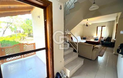 GELİBOLU EMKA TATİL SİTESİNDE ÖZEL PLAJLI FIRSAT DUBLEKS YAZLIK