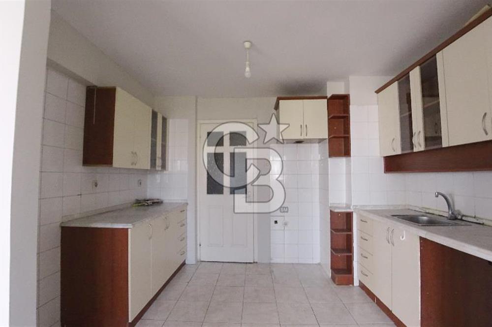 Mavişehire Komşu Mavikent Sitesi Kiralık Büyük 3+1 148 M² Daire