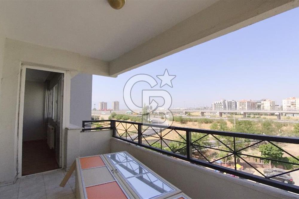 Mavişehire Komşu Mavikent Sitesi Kiralık Büyük 3+1 148 M² Daire