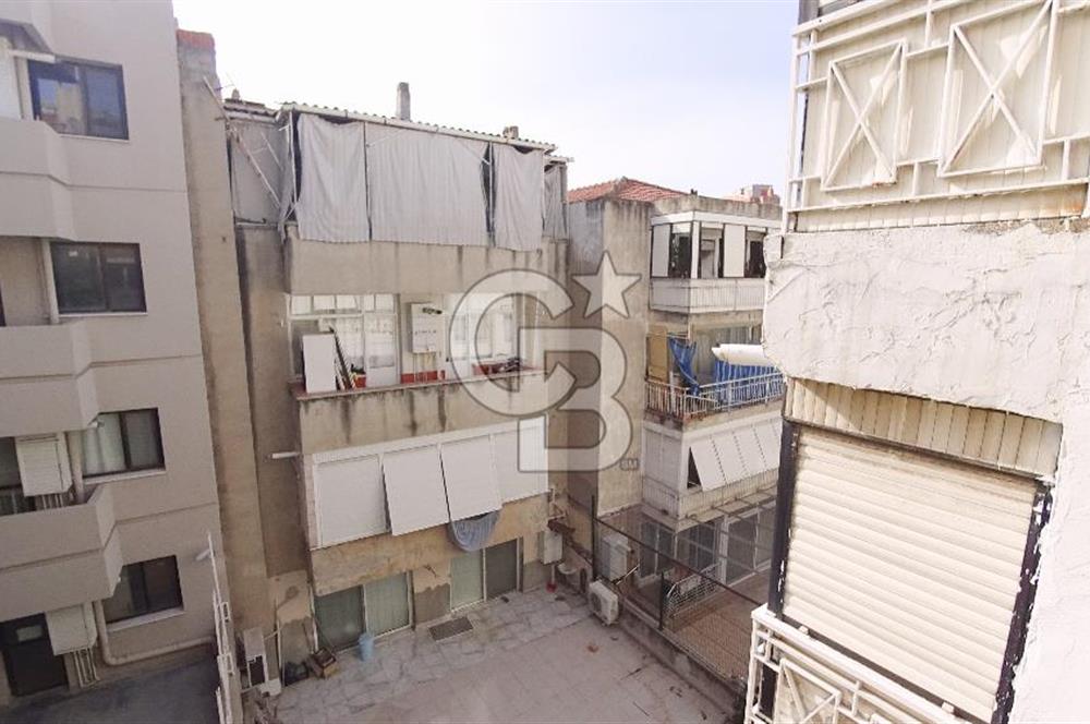 İzmir Karşıyaka Tuna Mh.Mükemmel Konumlu Satılık 3+1 95 m² Daire