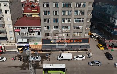 GEBZE AKSE SAPAĞI TAM MERKEZİNDE KOMPLE SATILIK BİNA