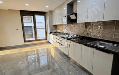 BEYLERBEYİ'NDE 250 M2 NET MUHTEŞEM BOĞAZ VE DENİZ MANZARALI 4+1