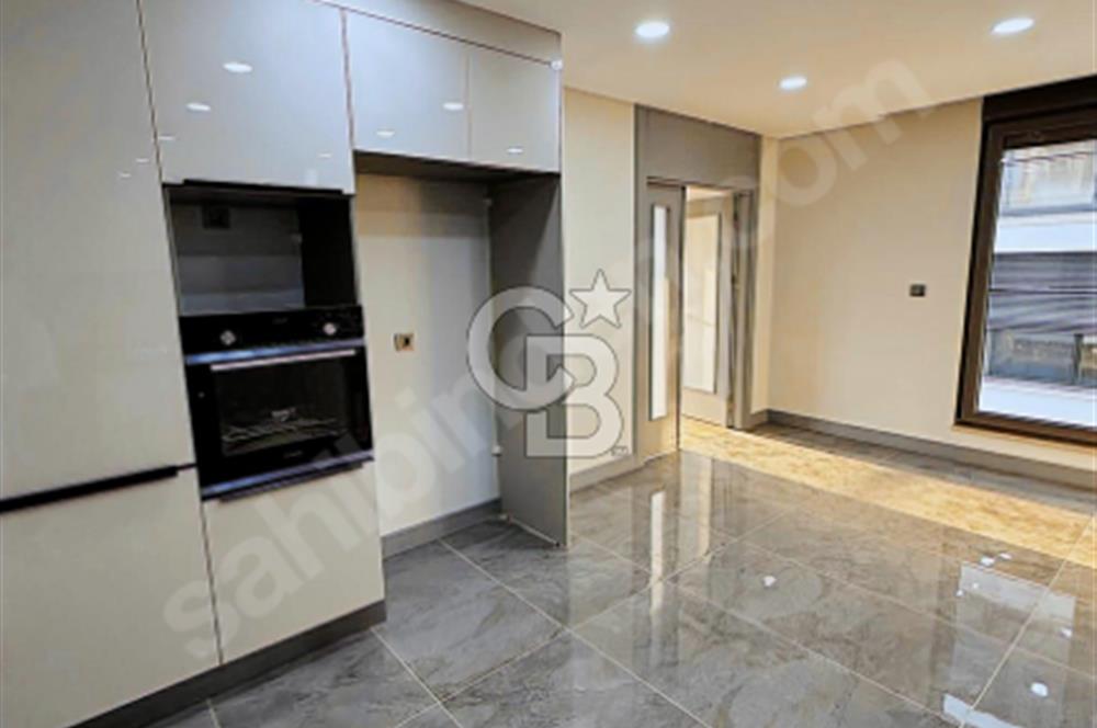 BEYLERBEYİ'NDE 250 M2 NET MUHTEŞEM BOĞAZ VE DENİZ MANZARALI 4+1