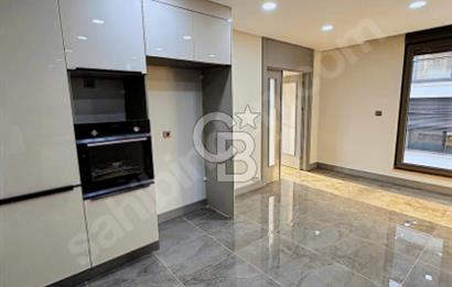 BEYLERBEYİ'NDE 250 M2 NET MUHTEŞEM BOĞAZ VE DENİZ MANZARALI 4+1
