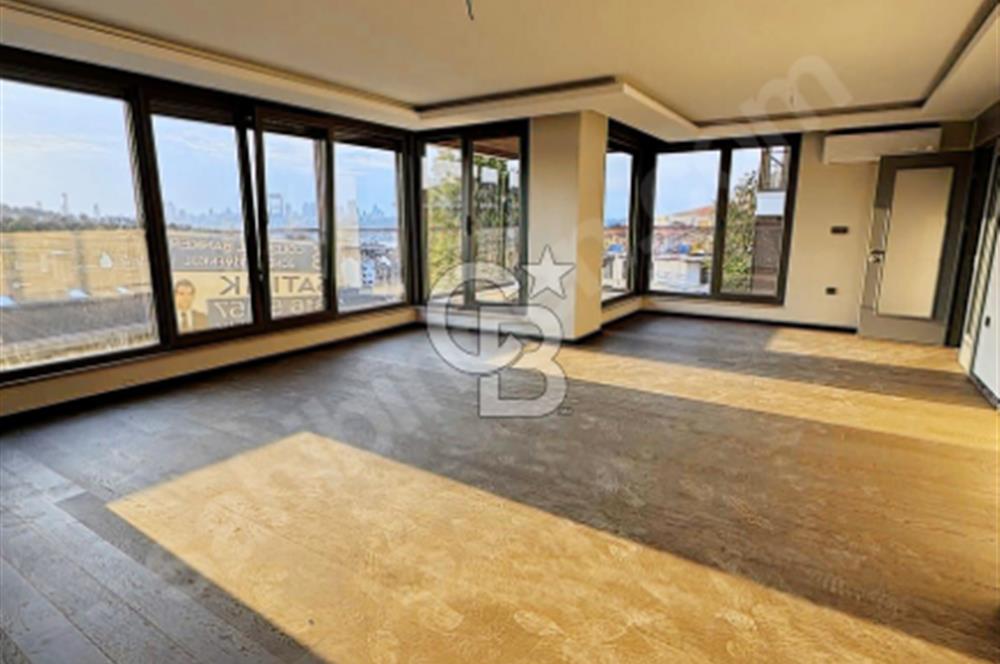 BEYLERBEYİ'NDE 250 M2 NET MUHTEŞEM BOĞAZ VE DENİZ MANZARALI 4+1