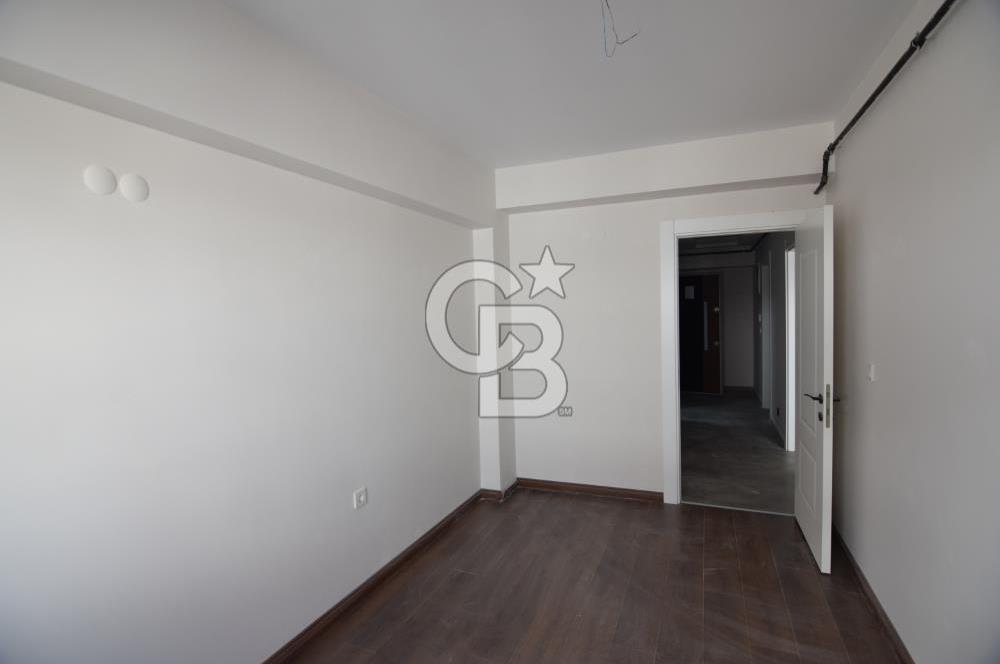 Karşıyaka Çarşı Yakını Otoparklı Arakat Satılık 2+1 Sıfır Daire