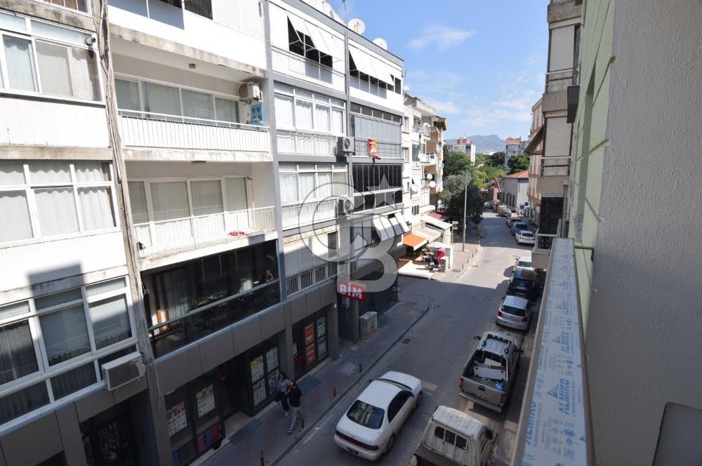 Karşıyaka Çarşı Yakını Otoparklı Arakat Satılık 2+1 Sıfır Daire