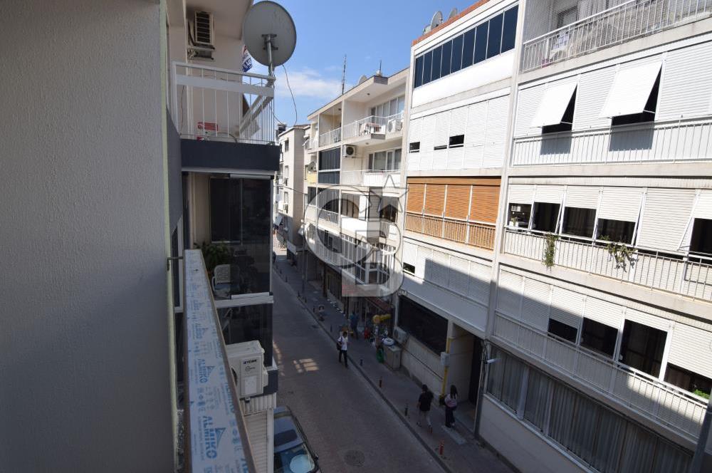 Karşıyaka Çarşı Yakını Otoparklı Arakat Satılık 2+1 Sıfır Daire