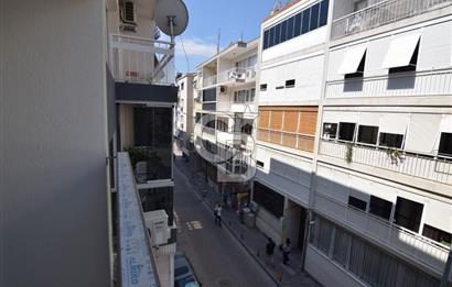 Karşıyaka Çarşı Yakını Otoparklı Arakat Satılık 2+1 Sıfır Daire