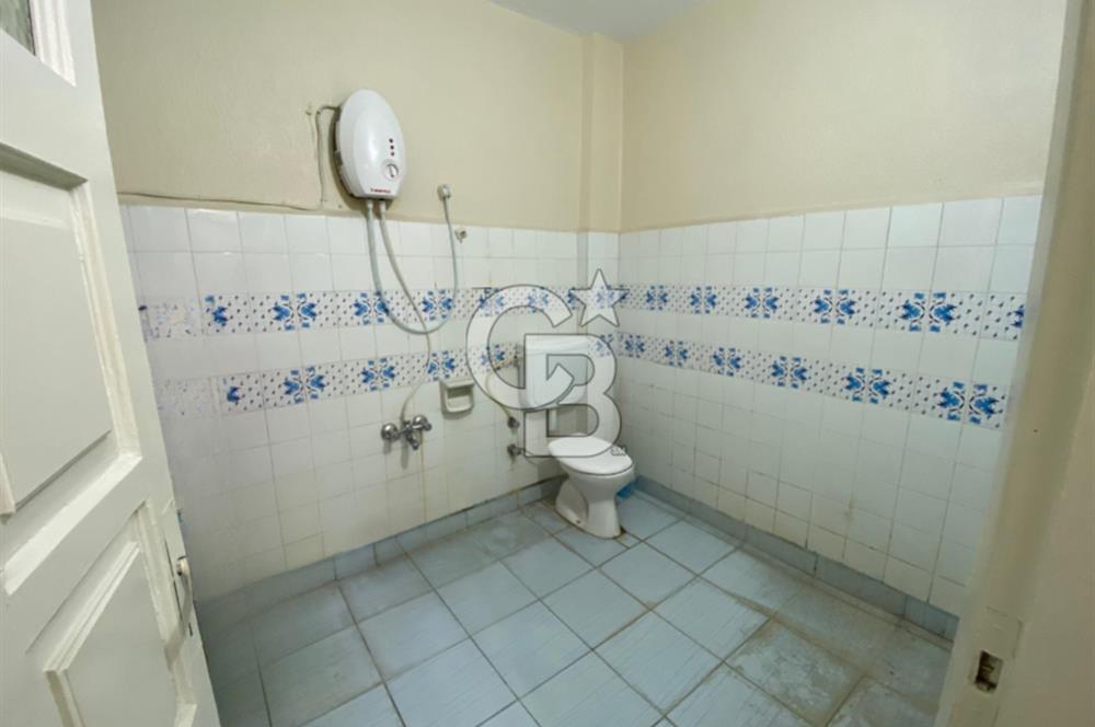 MANİSA TURGUTLUDA SATILIK 3 KATLI BİNA