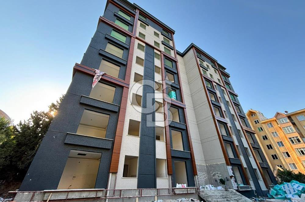 ESENKENT'TE DENİZ MANZARALI SIFIR BİNA DA 1+1 SATILIK DAİRE