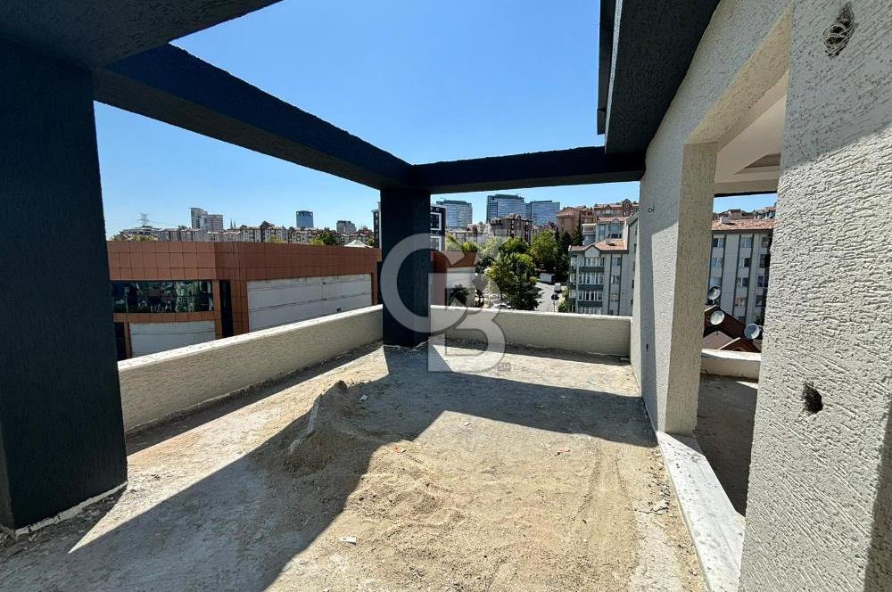 ESENKENT'TE DENİZ MANZARALI SIFIR BİNA DA 1+1 SATILIK DAİRE