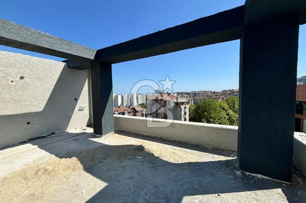 ESENKENT'TE DENİZ MANZARALI SIFIR BİNA DA 1+1 SATILIK DAİRE