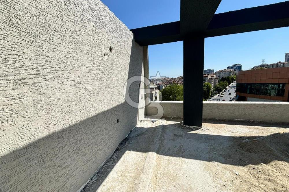 ESENKENT'TE DENİZ MANZARALI SIFIR BİNA DA 1+1 SATILIK DAİRE