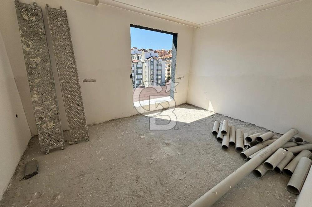 ESENKENT'TE DENİZ MANZARALI SIFIR BİNA DA 1+1 SATILIK DAİRE