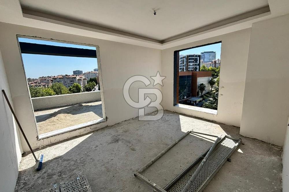 ESENKENT'TE DENİZ MANZARALI SIFIR BİNA DA 1+1 SATILIK DAİRE