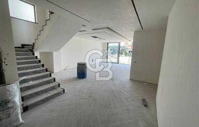 BAĞLICA SATILIK VİLLA 530 M2 ARSA PAYI HAVUZ SİTE İÇERİSİNDE