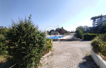 GELİBOLU EMKA TATİL SİTESİNDE ÖZEL PLAJLI FIRSAT DUBLEKS YAZLIK