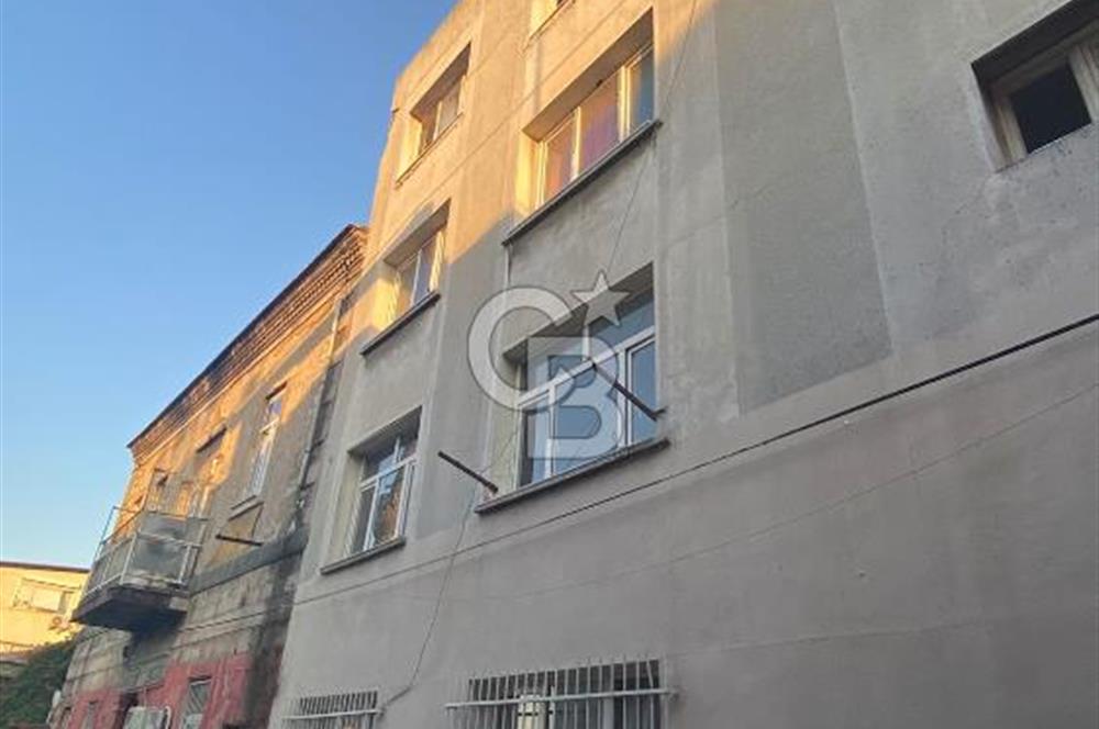 CB Yalı'dan Konak/Basmane'de Satılık 1+1 Daire