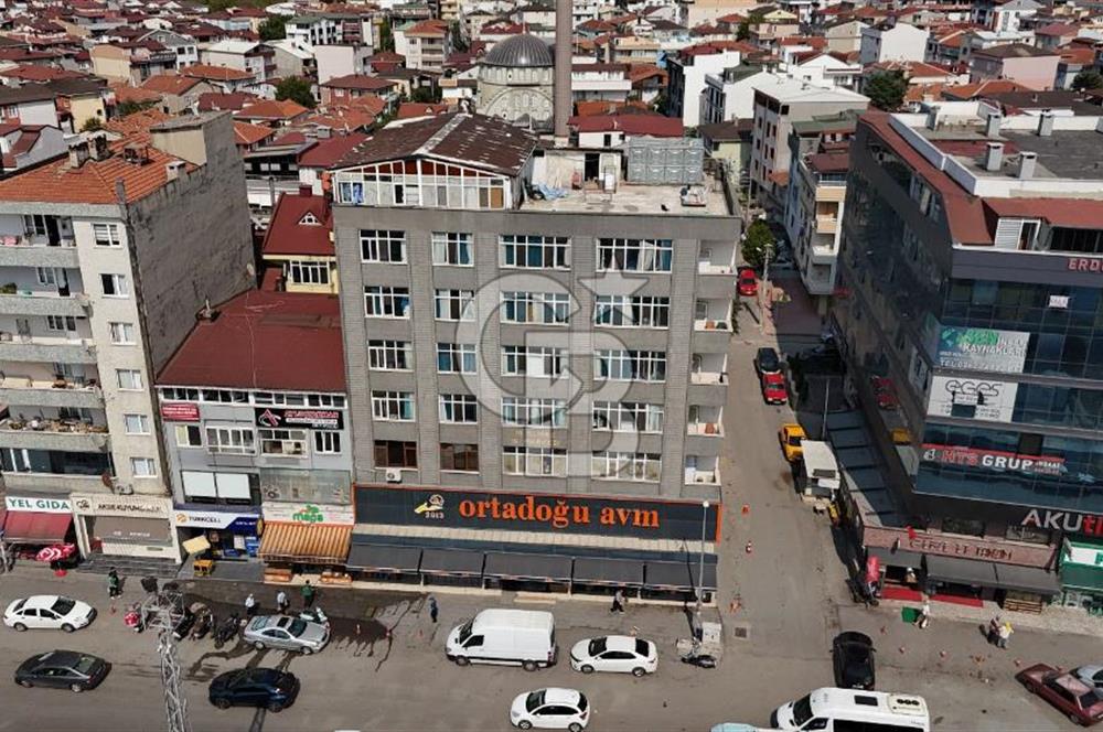GEBZE AKSE SAPAĞI TAM MERKEZİNDE KOMPLE SATILIK BİNA