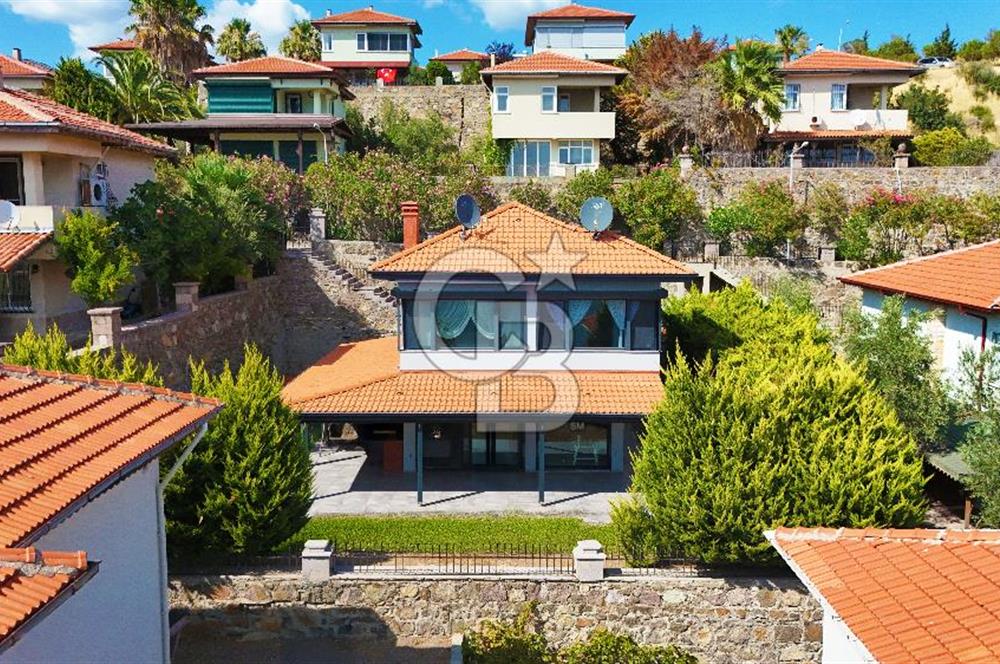 ÇANAKKALE AYVACIK ÇAKIL SİTESİNDE SATILIK 4+1 DUBLEKS VİLLA