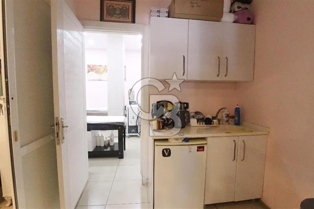 İzmir Bornova Kazım Dirik Mükemmel Konum da Satılık Dükkan 60 m²
