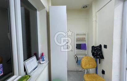 Karşıyaka çarşıda eşyalı,full tadilatlı 3+1 daire