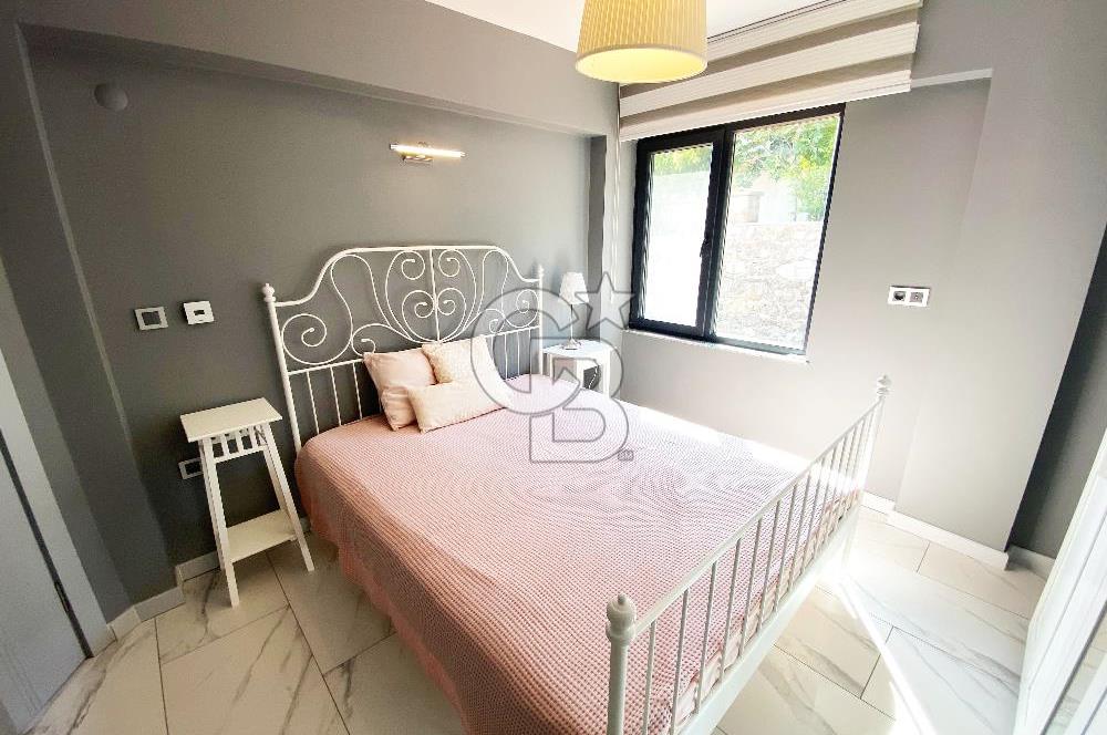ÇANAKKALE AYVACIK ÇAKIL SİTESİNDE SATILIK 4+1 DUBLEKS VİLLA